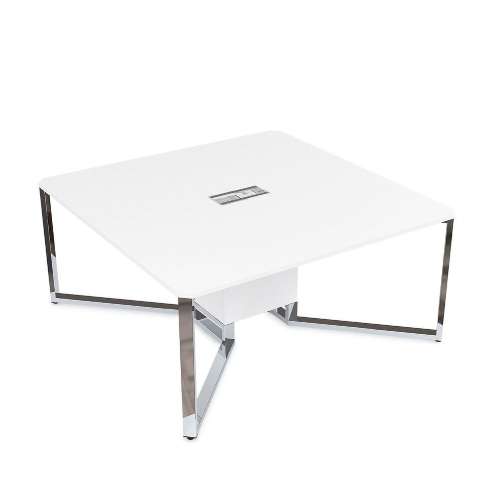 Стол-квадрат