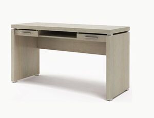 Стол с двумя ящиками