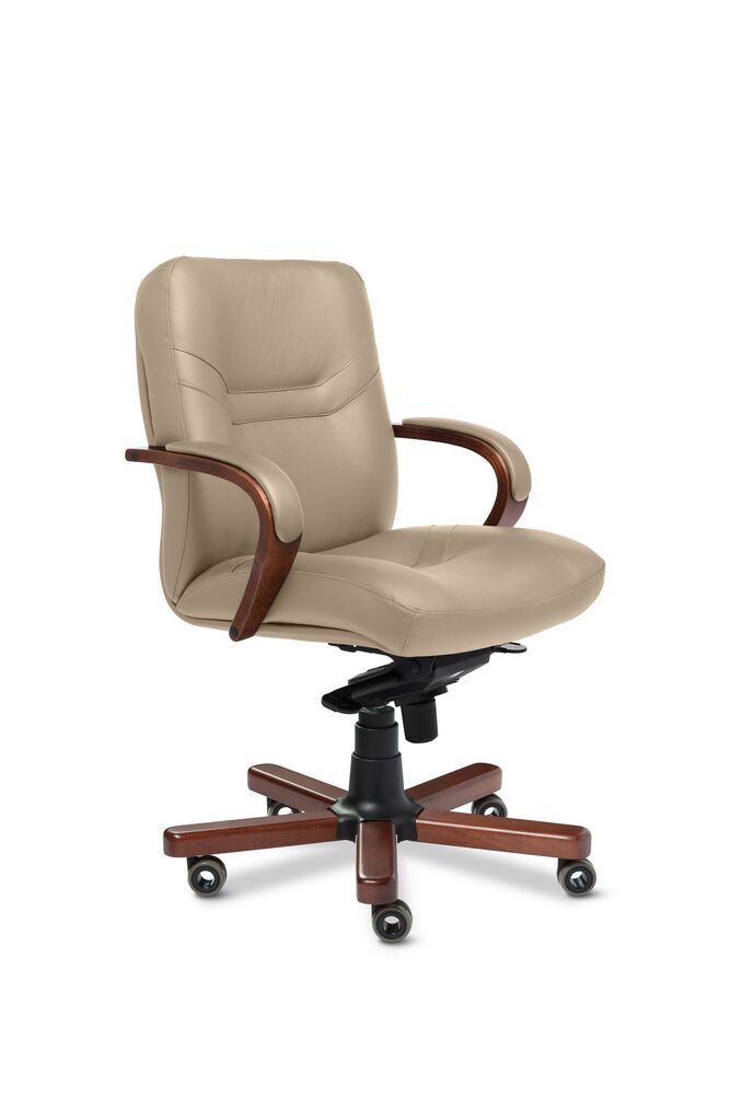 Кресло руководителя