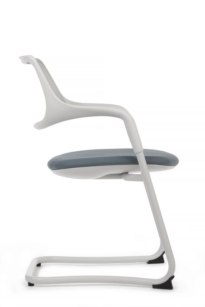 Кресло для посетителя Scroll SF