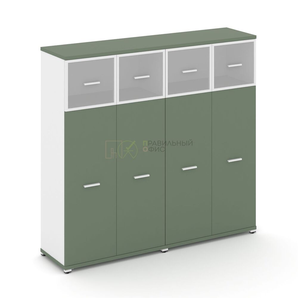 Шкаф две широкие секции, 4 ниши