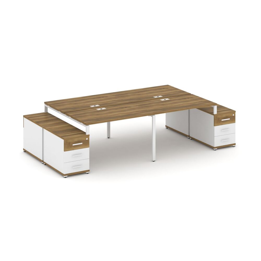 Рабочая станция на 4 места с двумя двухсторонними опорными тумбами