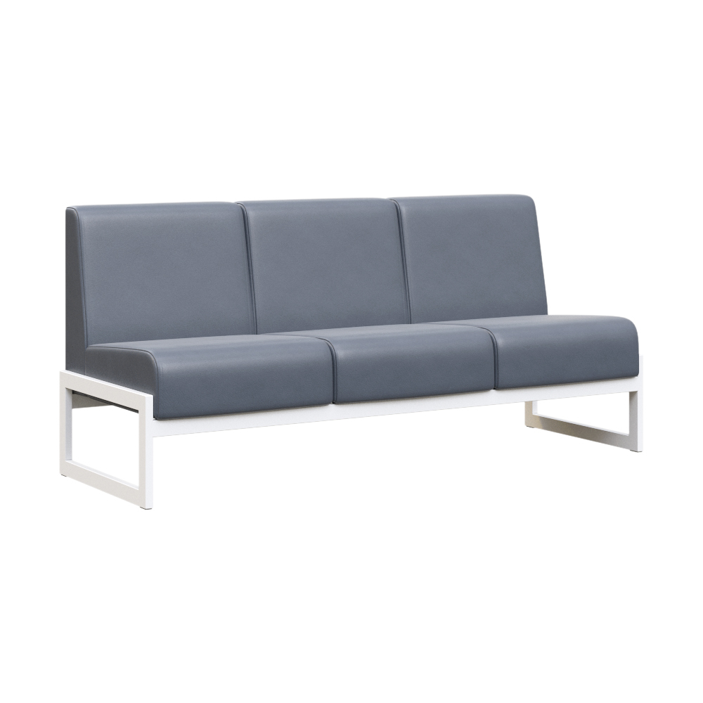 Диван трехместный