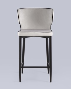 Стул полубарный