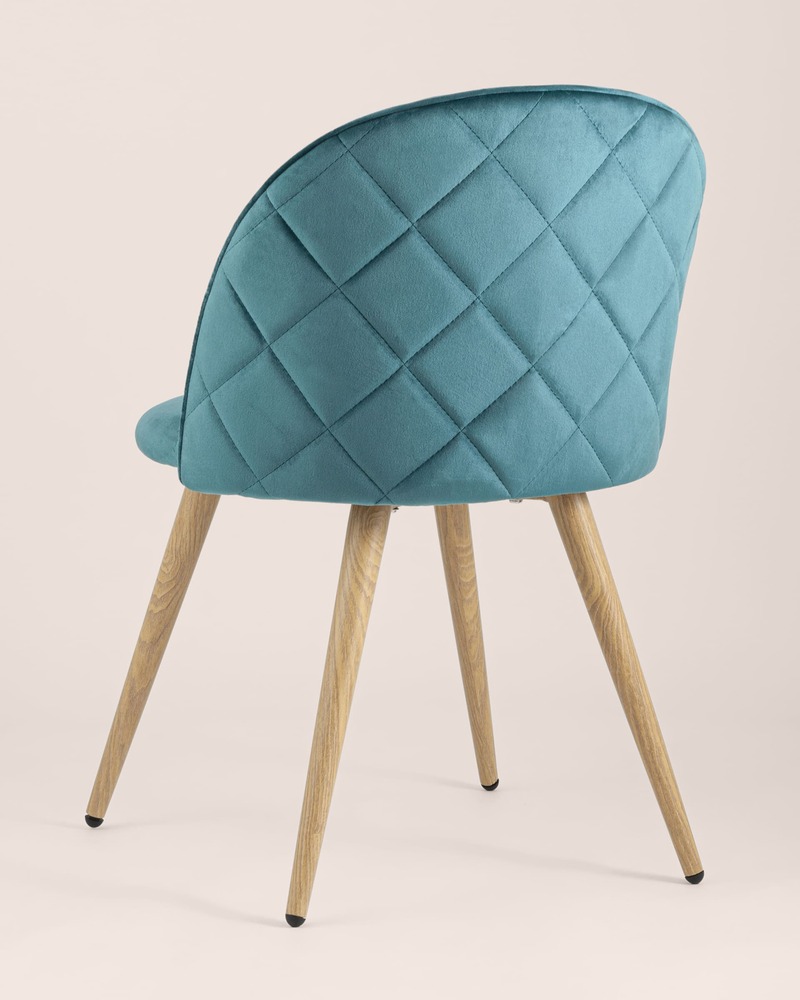 Комплект из четырех стульев