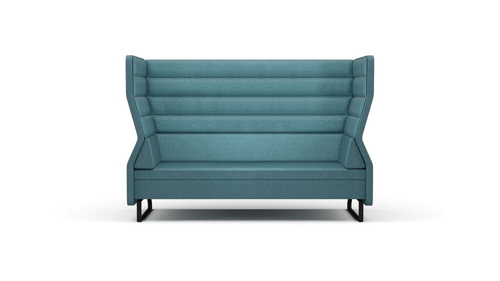 Диван трехместный с высокой спинкой